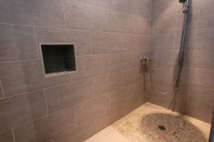 Salle d'eau et douche à l'italienne